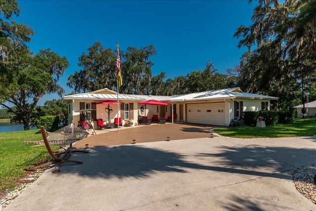 10522 SE 146TH TERRACE ROAD, Ocklawaha, FL 32179