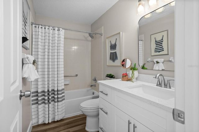 1046 ALMONDWOOD DRIVE, Trinity, FL 34655