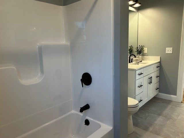 611 Prospect St, Methuen, MA 01844