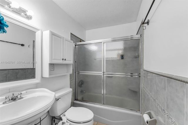 15805 SW 300th Ter, Homestead, FL 33033