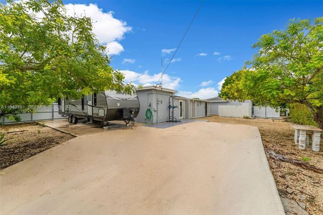 15805 SW 300th Ter, Homestead, FL 33033