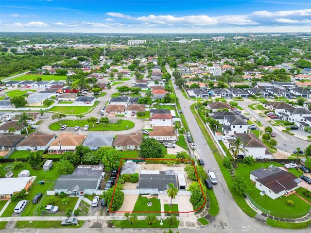 15805 SW 300th Ter, Homestead, FL 33033