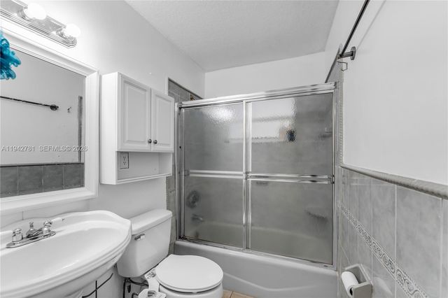 15805 SW 300th Ter, Homestead, FL 33033