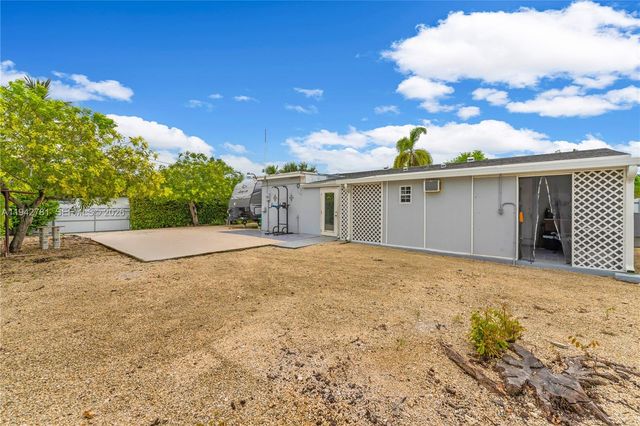 15805 SW 300th Ter, Homestead, FL 33033