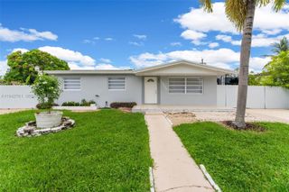 15805 SW 300th Ter, Homestead, FL 33033