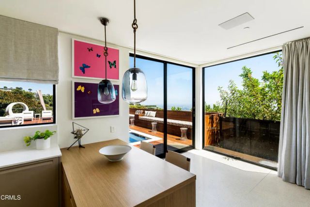 590 Haynes Avenue, Beverly Hills, CA 90210