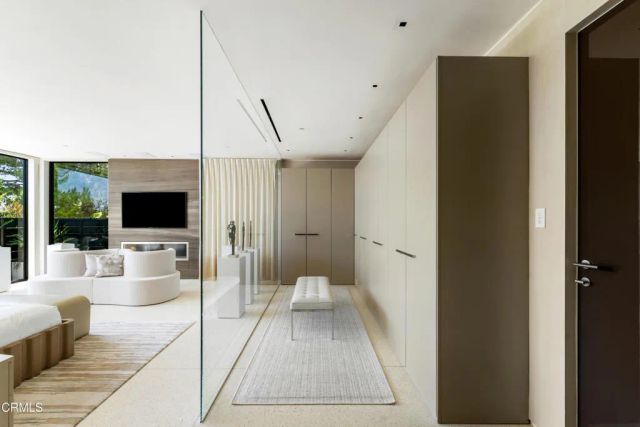 590 Haynes Avenue, Beverly Hills, CA 90210