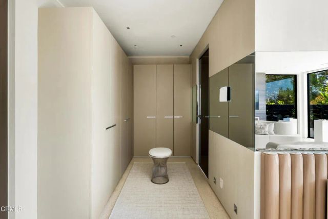 590 Haynes Avenue, Beverly Hills, CA 90210