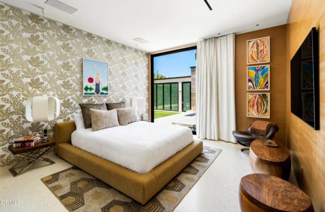 590 Haynes Avenue, Beverly Hills, CA 90210