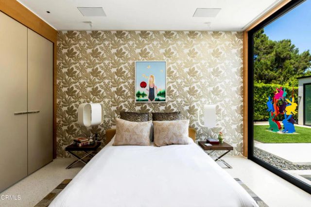 590 Haynes Avenue, Beverly Hills, CA 90210