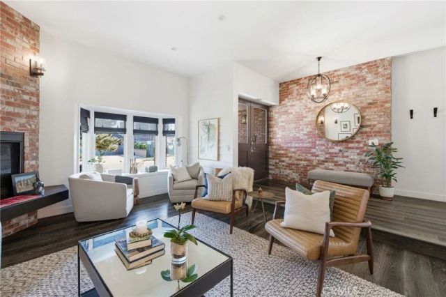 1307 Curtis Avenue, Manhattan Beach, CA 90266