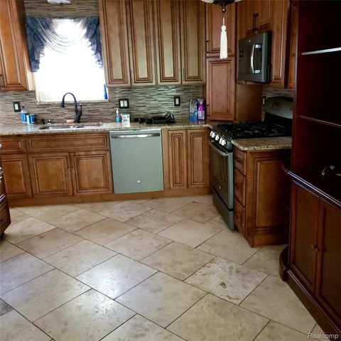 26656 Rouge River Dr Drive, Dearborn Heights, MI 48127