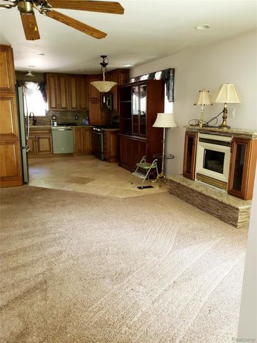 26656 Rouge River Dr Drive, Dearborn Heights, MI 48127