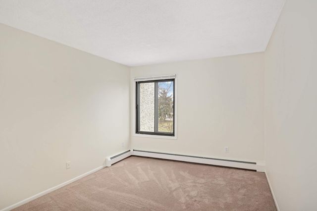 4130 Rahn Road 119, Eagan, MN 55122