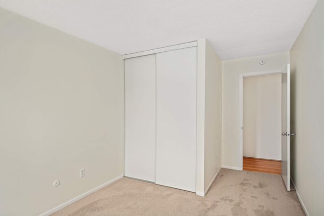 4130 Rahn Road 119, Eagan, MN 55122