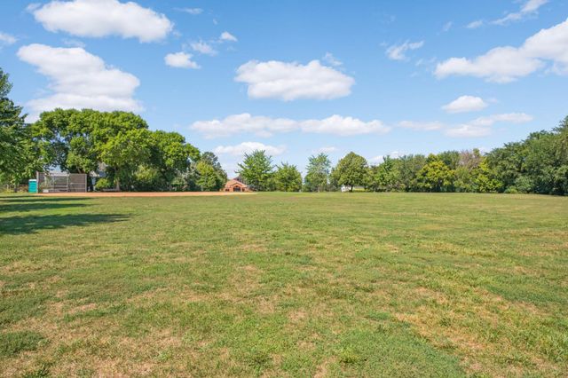 4130 Rahn Road 119, Eagan, MN 55122