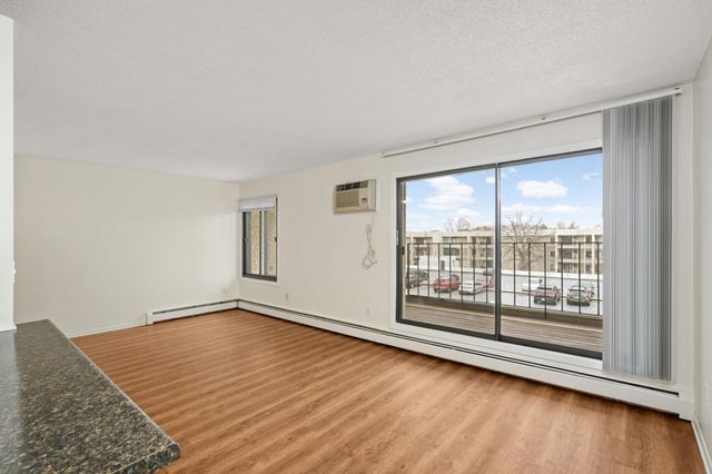 4130 Rahn Road 119, Eagan, MN 55122