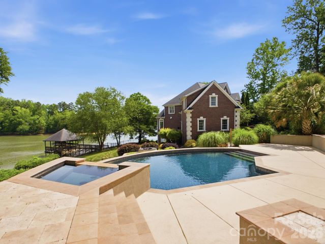 3131 Channel View Landing, Belmont, NC 28012