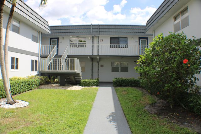 638 Saxony N, Delray Beach, FL 33446
