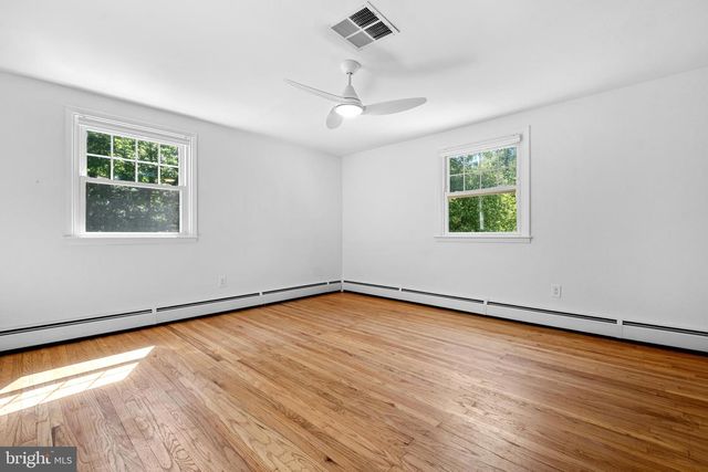 1390 PAXON PL, Media, PA 19063