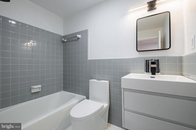 1390 PAXON PL, Media, PA 19063
