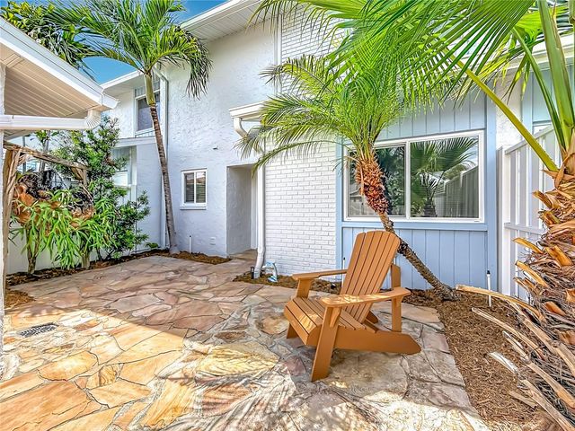6537 CAPE HATTERAS WAY NE 2, St Petersburg, FL 33702