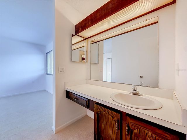 6537 CAPE HATTERAS WAY NE 2, St Petersburg, FL 33702