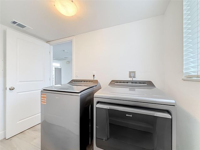 6537 CAPE HATTERAS WAY NE 2, St Petersburg, FL 33702