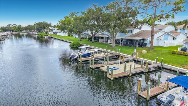 6537 CAPE HATTERAS WAY NE 2, St Petersburg, FL 33702