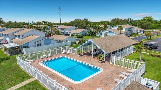 6537 CAPE HATTERAS WAY NE 2, St Petersburg, FL 33702