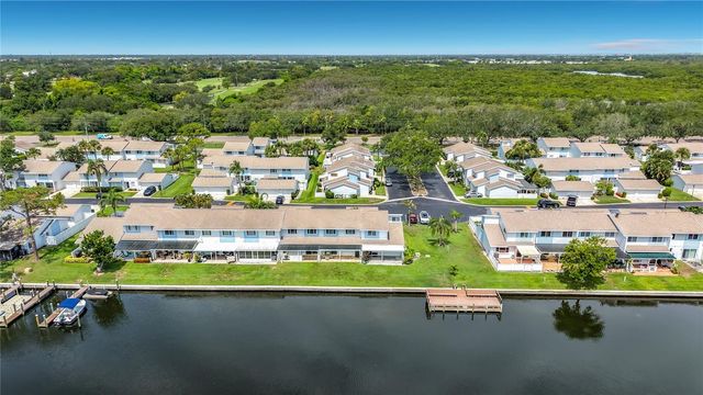 6537 CAPE HATTERAS WAY NE 2, St Petersburg, FL 33702