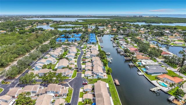6537 CAPE HATTERAS WAY NE 2, St Petersburg, FL 33702