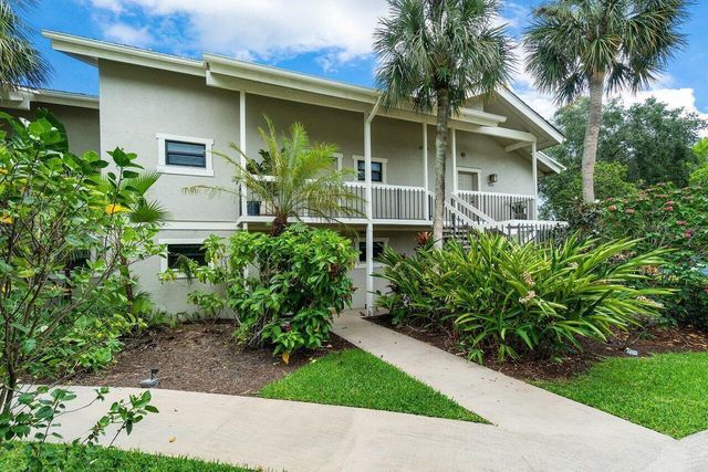 11863 Wimbledon Circle 406, Wellington, FL 33414
