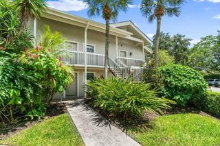 11863 Wimbledon Circle 406, Wellington, FL 33414