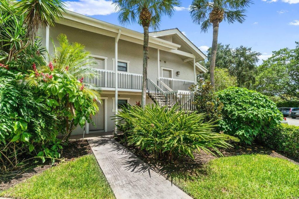 11863 Wimbledon Circle 406, Wellington, FL 33414