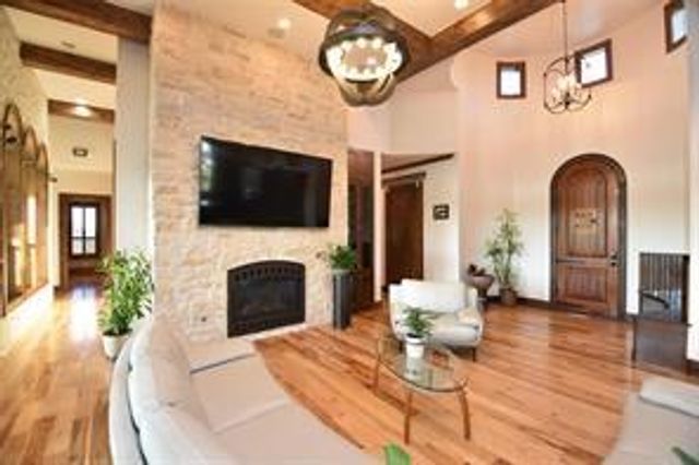 825 Grubbs Road, Sealy, TX 77474