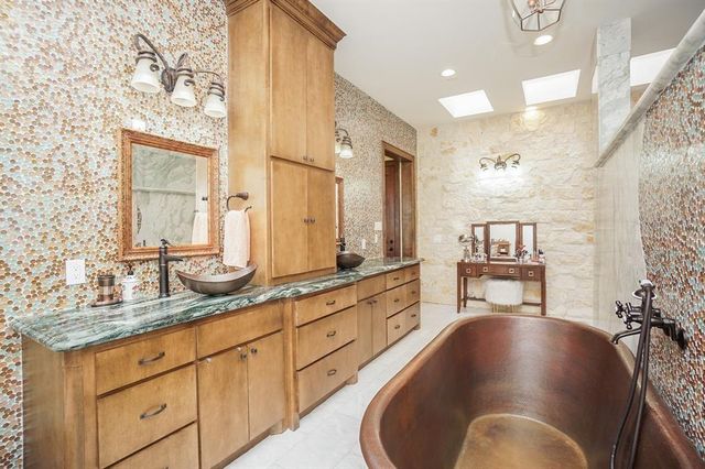 825 Grubbs Road, Sealy, TX 77474