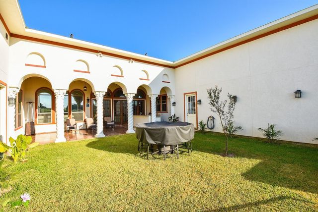 825 Grubbs Road, Sealy, TX 77474