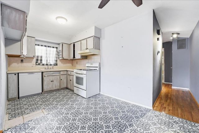 1050 Rensselaer Avenue, Staten Island, NY 10309
