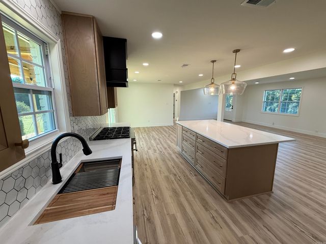 272 Hwy. 31, Romance, AR 72136