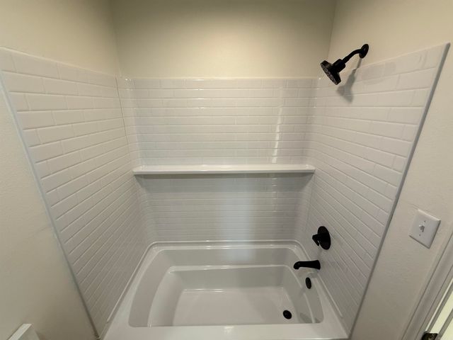 272 Hwy. 31, Romance, AR 72136