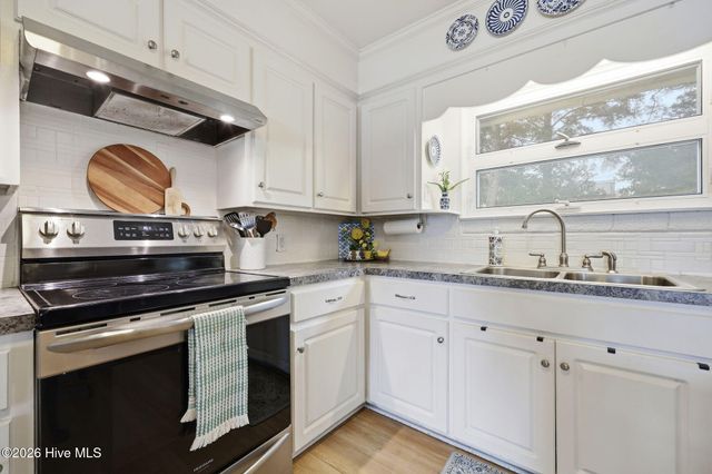 304 Sunnyside Drive, Washington, NC 27889
