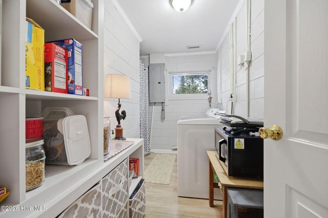 304 Sunnyside Drive, Washington, NC 27889