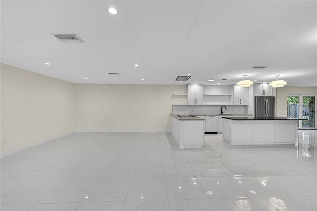 3119 PINECREST STREET, Sarasota, FL 34239