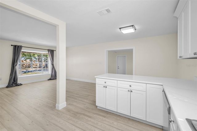 6412 WINGFOOT CIRCLE, Tampa, FL 33634