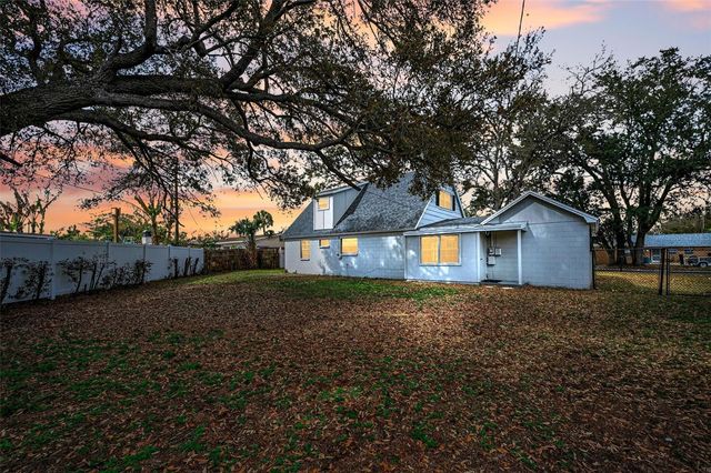 6412 WINGFOOT CIRCLE, Tampa, FL 33634