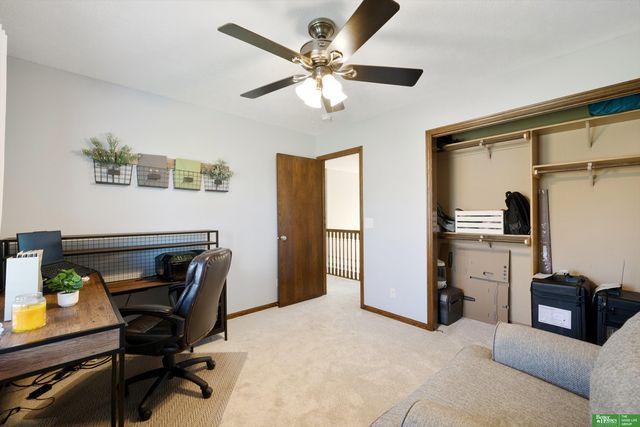 6417 N 158 Street, Omaha, NE 68116