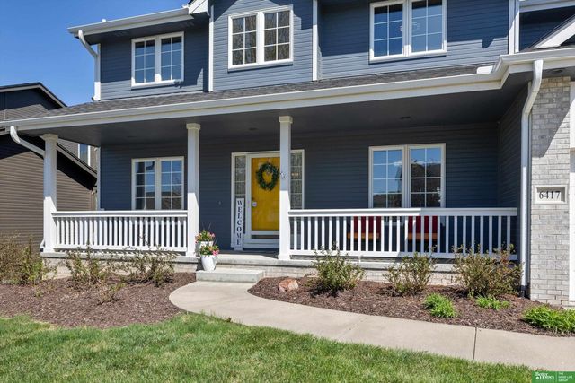 6417 N 158 Street, Omaha, NE 68116