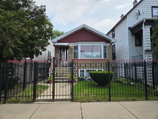 2033 N La Crosse Avenue, Chicago, IL 60639