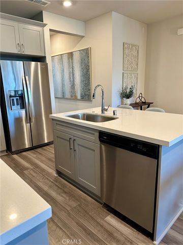 221 N Vincent Avenue, West Covina, CA 91790